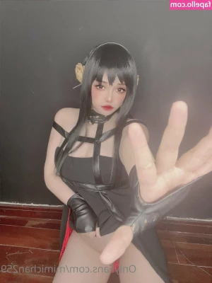 MiMi Chan [ mimi-chan ] - It s always a good day to enjoy some juicy goth tits  don t you think