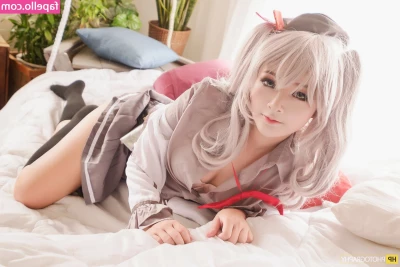 MiMi Chan [ mimi-chan ] - I been eating so much ice cream and ordering off Amazon 🍦 I LOVE
