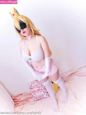 thiccivelvet - More content coming soon 😘