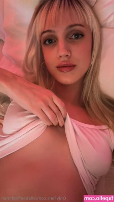 ellabeefreshman - Eat me out Solo (Close Up) - Video (8:07)  Look up at me while you