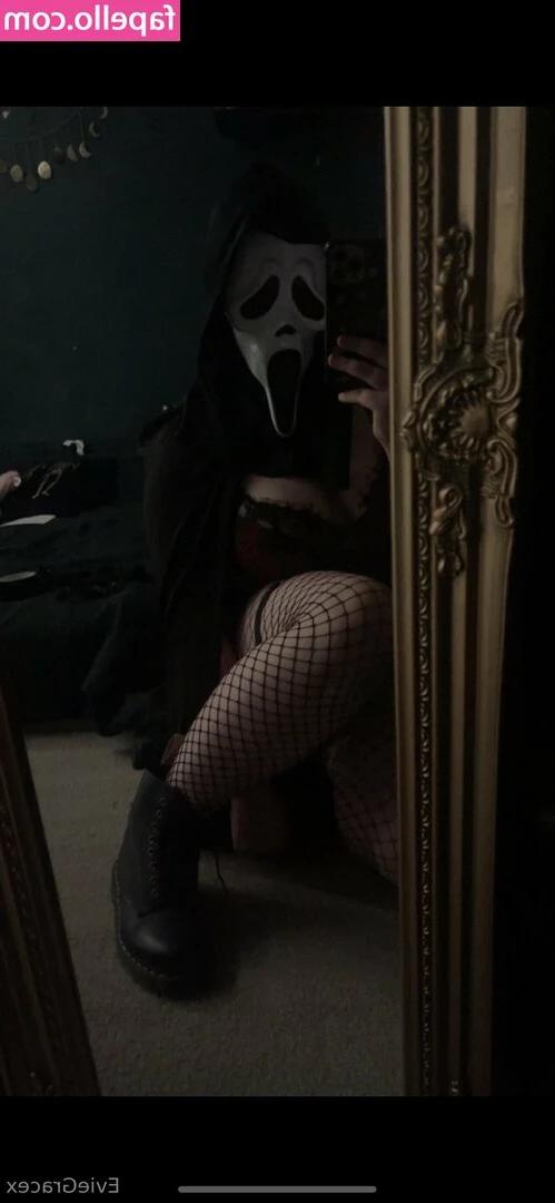 eviegracex - I m still goated  the first person to buy the pinned video to my
