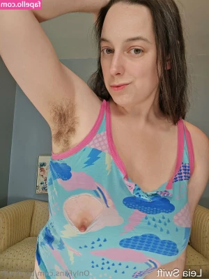 leiaswift [ leiaswift-1 ] - It s getting hot and wet between my legs   how about you