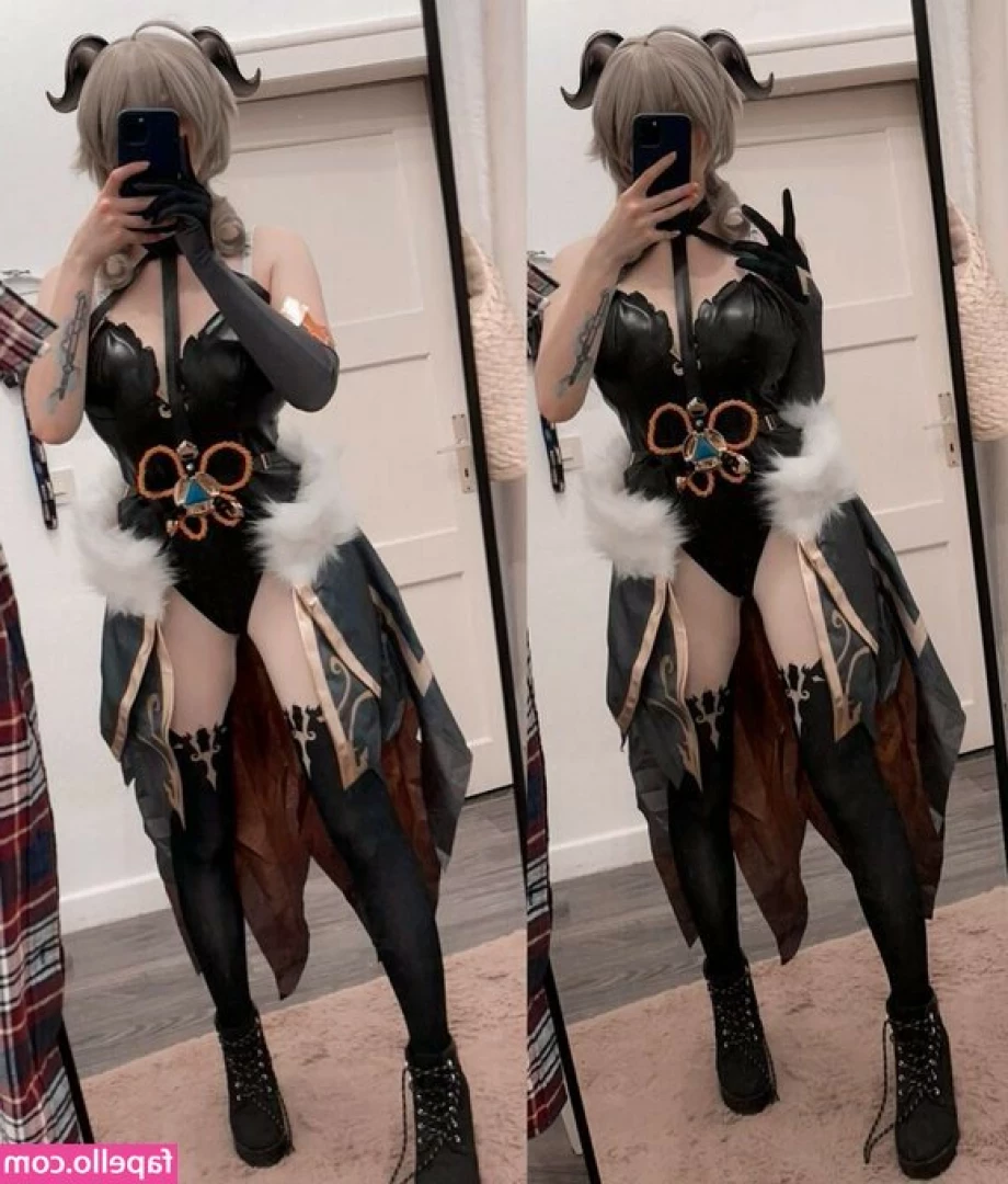 Hylishia - Which one is better