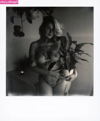 divinement_bon [ divinement-bon ] - easy like a Sunday mornin     mornin lovelies
