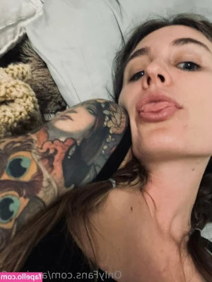 avajane8 - Harder baby