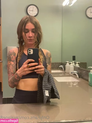 avajane8 - Showing off these assets for y all