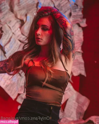 avajane8 - Getting so much great feedback on this huge bundle I sent out
