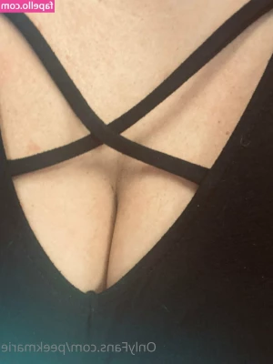 charissexoxo - Can I fuck you while we cuddle  You can choose the dildo