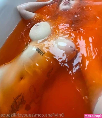 Saucychilisauce - My pussy is so tight papi   DM me   I wanna play with it