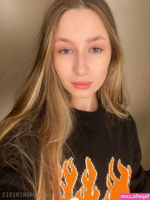 princess_karina [ princess-karina ] - Be real with me  what s the first thing you d do if I was in your bed