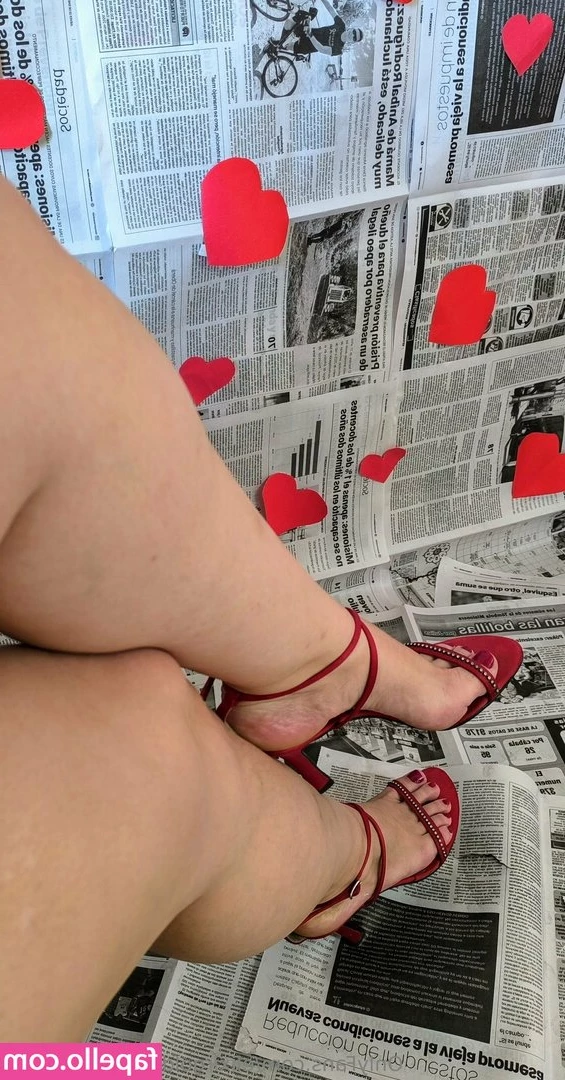 elixirgold - im cumming guysss     new content soon   recording my last video with