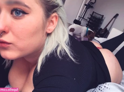 lydiareichelxx - Bend me over and eat it