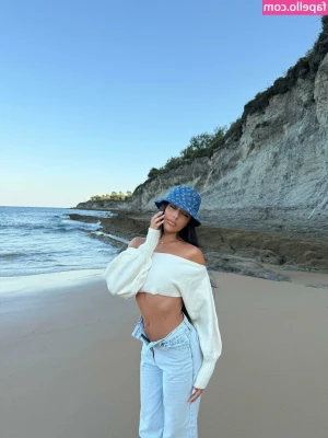 Marta Diaz [ marta-diaz ] - POV: I'm your date 💕