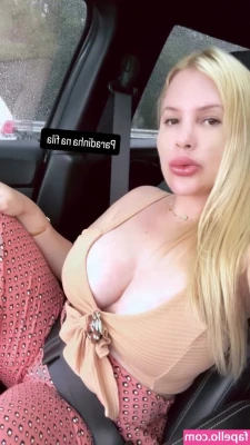 Aline Füchter Ouriques [ aline-fuchter-ouriques ] - My titties need some attention 😈💕