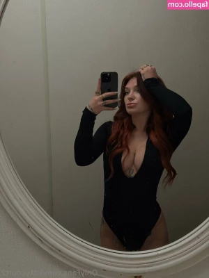 thankscourtneyy - Jenna foxx sucking dick like a good slut http://onlyfans.com/Jennafoxx
