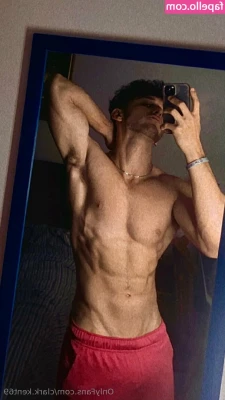 clark.kent69 [ clark-kent69 ] - The face i make when you sext with me and make me cum thinking of