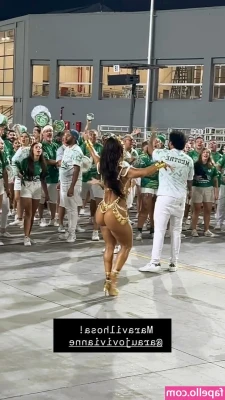 Viviane Araujo [ viviane-araujo ] - Hey, I'm horny 😉