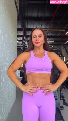 Viviane Araujo [ viviane-araujo ] - New video in the ppv group, if you haven’t already send me a