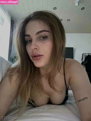 laura22777 - Next video is gonna be ....... any ideas what would you like to see