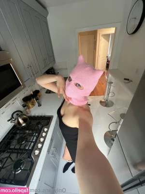 mila.mask [ mila-mask ] - every day should be hump day