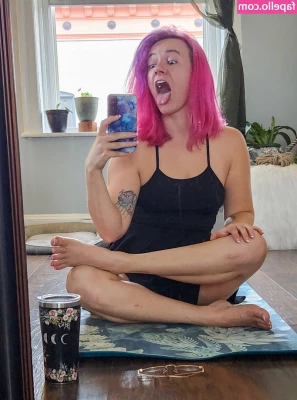 LumiRue - give me good dick  you get a round of applause
