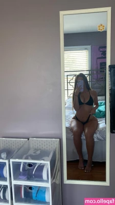 Taylor Hansen [ taylor-hansen ] - Start your monday off right, with me and my 🐱