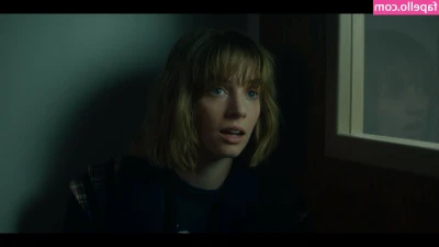Maya Hawke [ maya-hawke ] - Do you think you could make this Fox purr?? 😏
