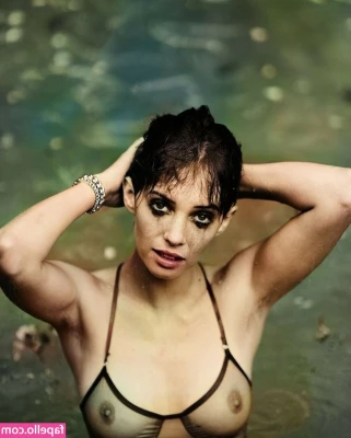 Maya Hawke [ maya-hawke ] - I ve never been afraid to show my emotions  But you turned my whole