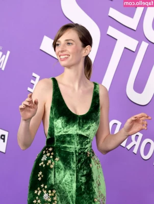 Maya Hawke [ maya-hawke ] - I swallow like a good girl