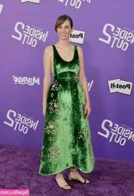 Maya Hawke [ maya-hawke ] - Who would buy a pair of shoes I cum inside of