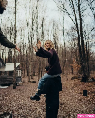 Maya Hawke [ maya-hawke ] - Daddy filled me SO full of cum last night   He knows how happy it