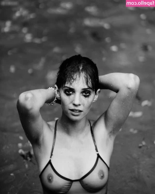 Maya Hawke [ maya-hawke ] - Tasty Tuesday