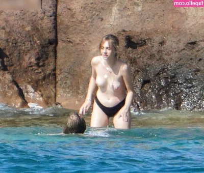 Maya Hawke [ maya-hawke ] - Would you like to cum in my mouth baby I know I would like it