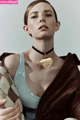 Maya Hawke [ maya-hawke ] - send tips for pics hehe