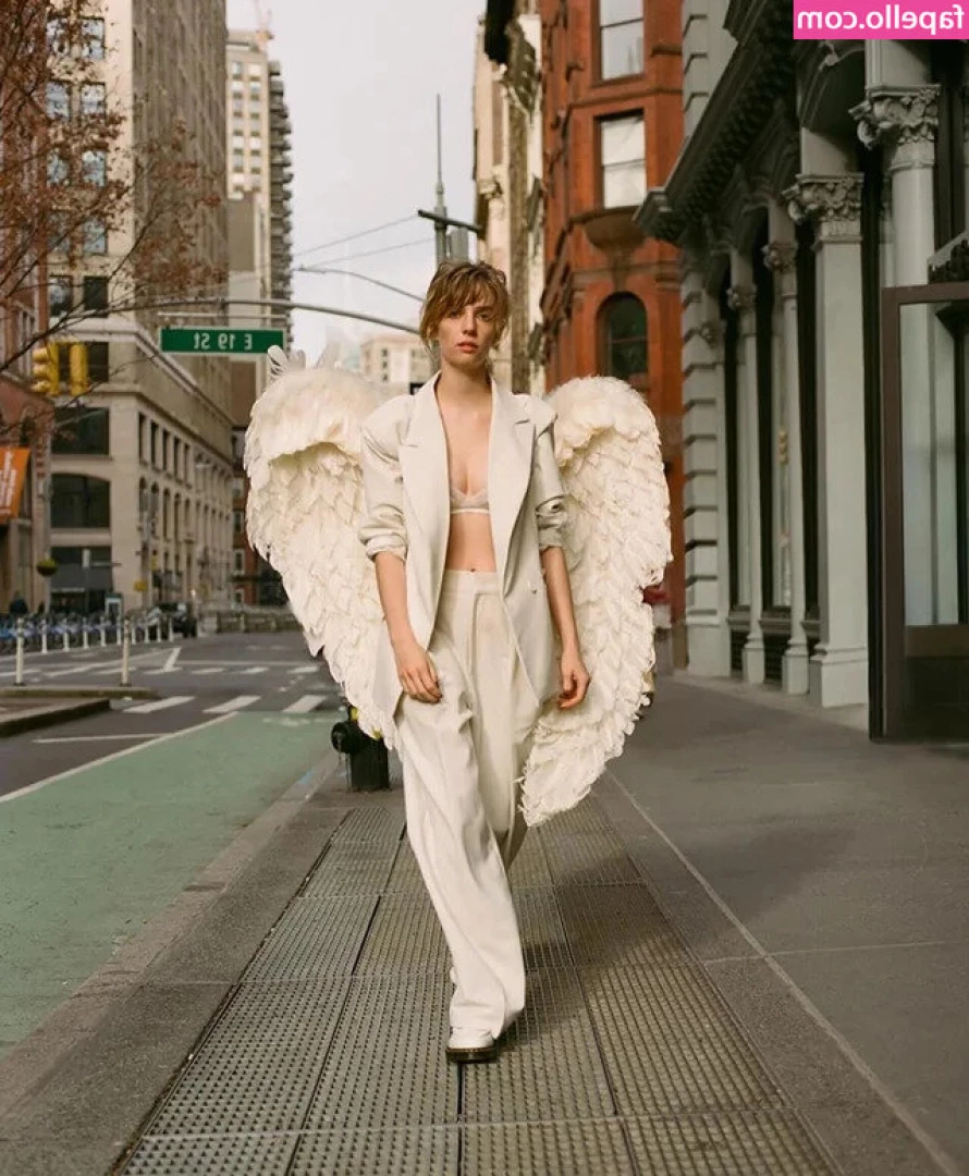 Maya Hawke [ maya-hawke ] - My top is inside out, I’m still not awake but grab hold of the day part 1