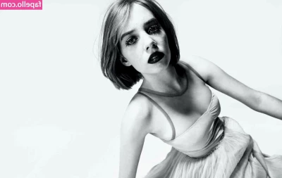 Maya Hawke [ maya-hawke ] - Happy topless Thursday or whatever
