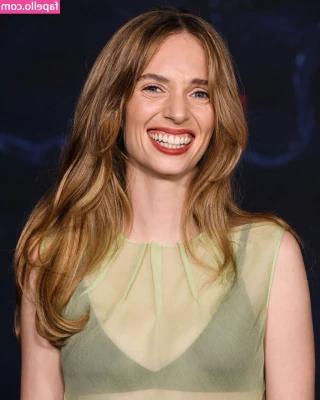 Maya Hawke [ maya-hawke ] - Cum cuddle with me baby and let s get naughty while you check out my