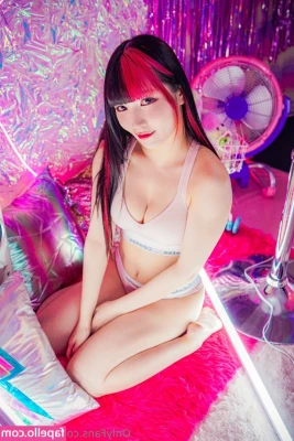 Maki Itoh [ maki-itoh ] - Happy belated 4 20