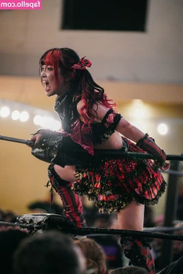 Maki Itoh [ maki-itoh ] - hi guys 😊 kind of a more laid back fun kinda video today, theres a