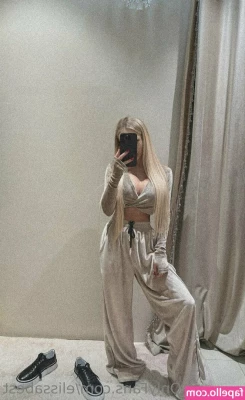 Elissabest - I love the horn filter a lil much