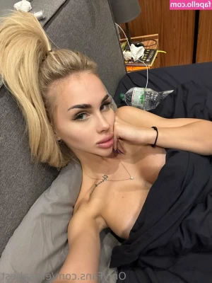 Elissabest - Birthday party on chaturbate tomorrow - make me cum as much as you