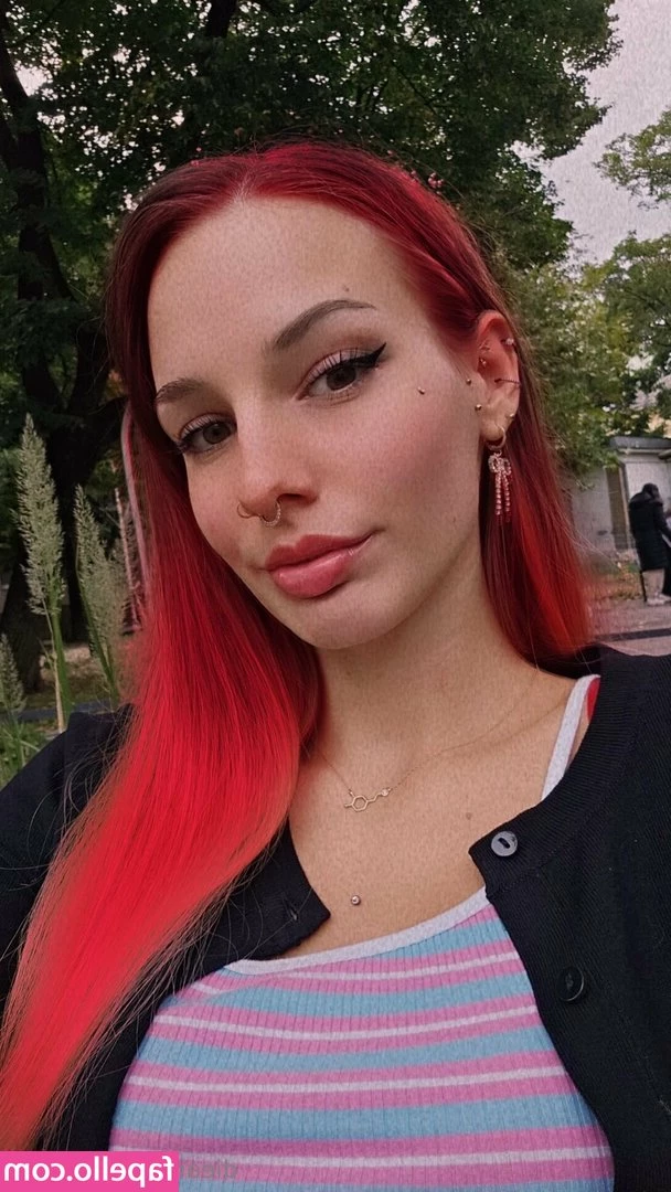 dieanetami - hola bebe  lt 3 no te podes perder de ver esta foto que es un fuego