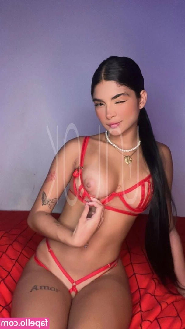 Paola Castillo [ paola-castillo ] - Morning load in a mirror 💦 ⬅️