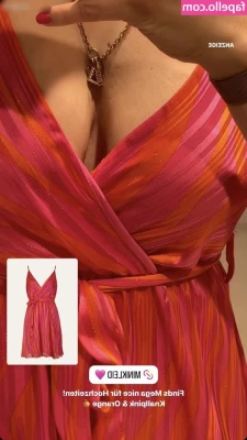 Vanessa Blumenthal [ vanessa-blumenthal ] - Here is a very requested video for you darlings 😏💦🖤 An
