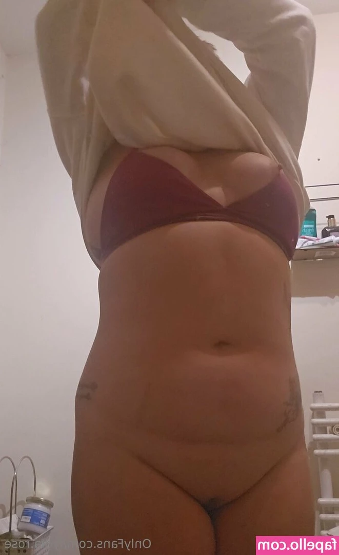 blackcherry501free - sexyanddevil    HARD AND HOT BUTTOCK    Hello baby  get ready to turn