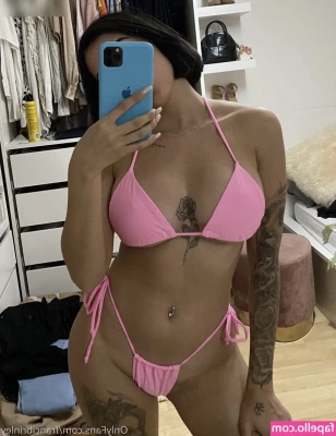 Francesca Brinley [ francesca-brinley ] - You can t tame me with this  As soon as I get this off me  I m going