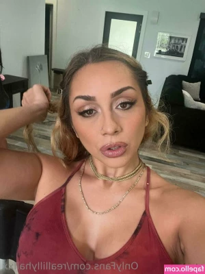 Lilly Hall [ lilly-hall ] - I do custom videos too  I will even moan your name