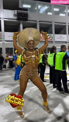 Juliana Alves [ juliana-alves ] - Como uma boa putinha  vocês acham que eu aguentei eles dois     Like