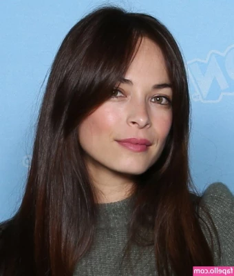 Kristin Kreuk [ kristin-kreuk ] - Say hello! How is your Monday?  Oh.... and do you want to see my