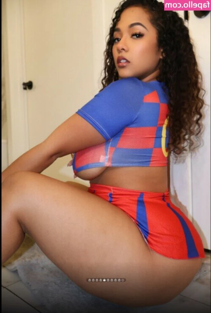 CurlyGrol - I'm gunna dress you up in lingerie and teach you how to suck cock